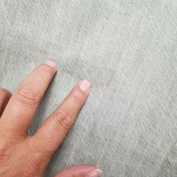 Levis Shorts Mens 42 Green Frayed Hem Live Oak Cone Denim Button Fly *Read* - Picture 4 of 16